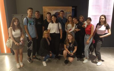 14 вересня здобувачі освіти групи КК-16-22 ДПТНЗ «Вінницьке вище професійне училище сфери послуг» відвідали наймасштабнішу українську кінопрем’єру року – фільм «Довбуш»