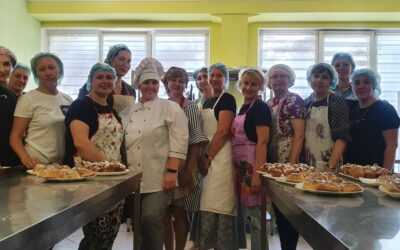 Друге заняття курсів “Кондитерська справа” для внутрішньо переміщених осіб