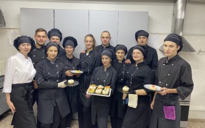 19 жовтня відбувся відкритий урок виробничого навчання з професії «Кондитер» за темою «Приготування пісочного тіста. Приготування тартів»