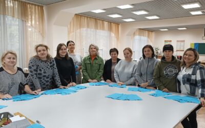 24 жовтня у ДПТНЗ «Вінницьке вище професійне училище сфери послуг» відбулося чергове заняття курсу «Швейна справа». Працювали над обробкою застібки на звичайну і потаємну  блискавку різними методами