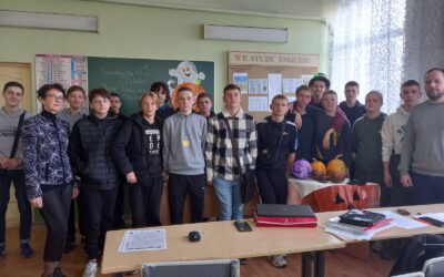 31 жовтня в групі МРА-33-23 відбувся надзвичайно захопливий та неординарний урок англійської мови, який був присвячений Хеллоуїну