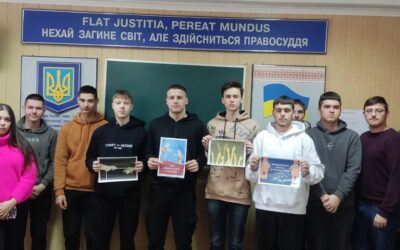 4 грудня для здобувачів освіти груп ОПЗ-09-21 та КК-04-23 ДПТНЗ «Вінницьке вище професійне училище сфери послуг викладачами Тетяною Піковською та Богданом Левченко була проведена година спілкування «Історичні факти для юних дослідників»