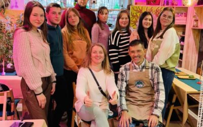 7 грудня здобувачі освіти групи ХТ-27-22 в під керівництвом викладача Наталії Рибак відвідали  вегетаріанське кафе «Green cafe”