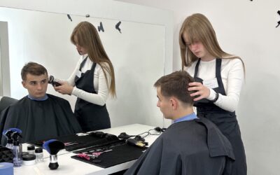 Вітаємо Зублюк Владиславу, здобувачку освіти ДПТНЗ «Вінницьке вище професійне училище сфери послуг» з реалізацією проєкту у межах грантової підтримки «Працюємо далі» Фонду громади «Подільська громада»!
