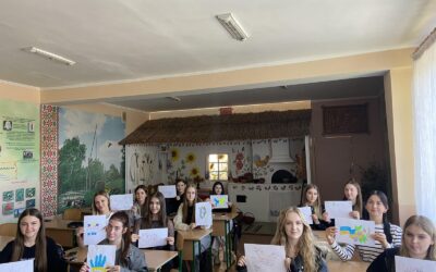 Молодь творить демократію