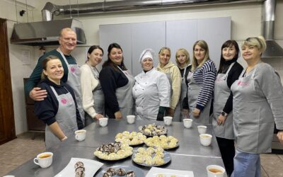 🎓 Стартував курс «Кондитерська справа» для ветеранів і ветеранoк! 🍪🍋